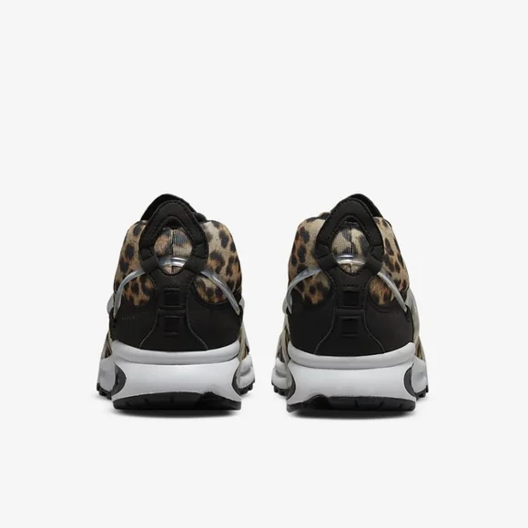 *NEW* Nike Air Kukini Men's 8.5 Black/Multi-Color/White/Kumquat - Picture 6 of 14